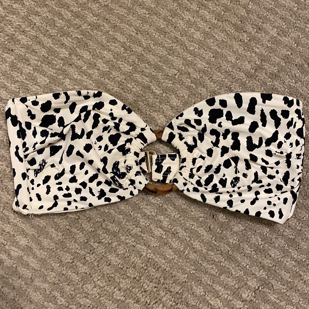Toluca swim top. Brand new, never worn. White and black. Size S: Juliette
